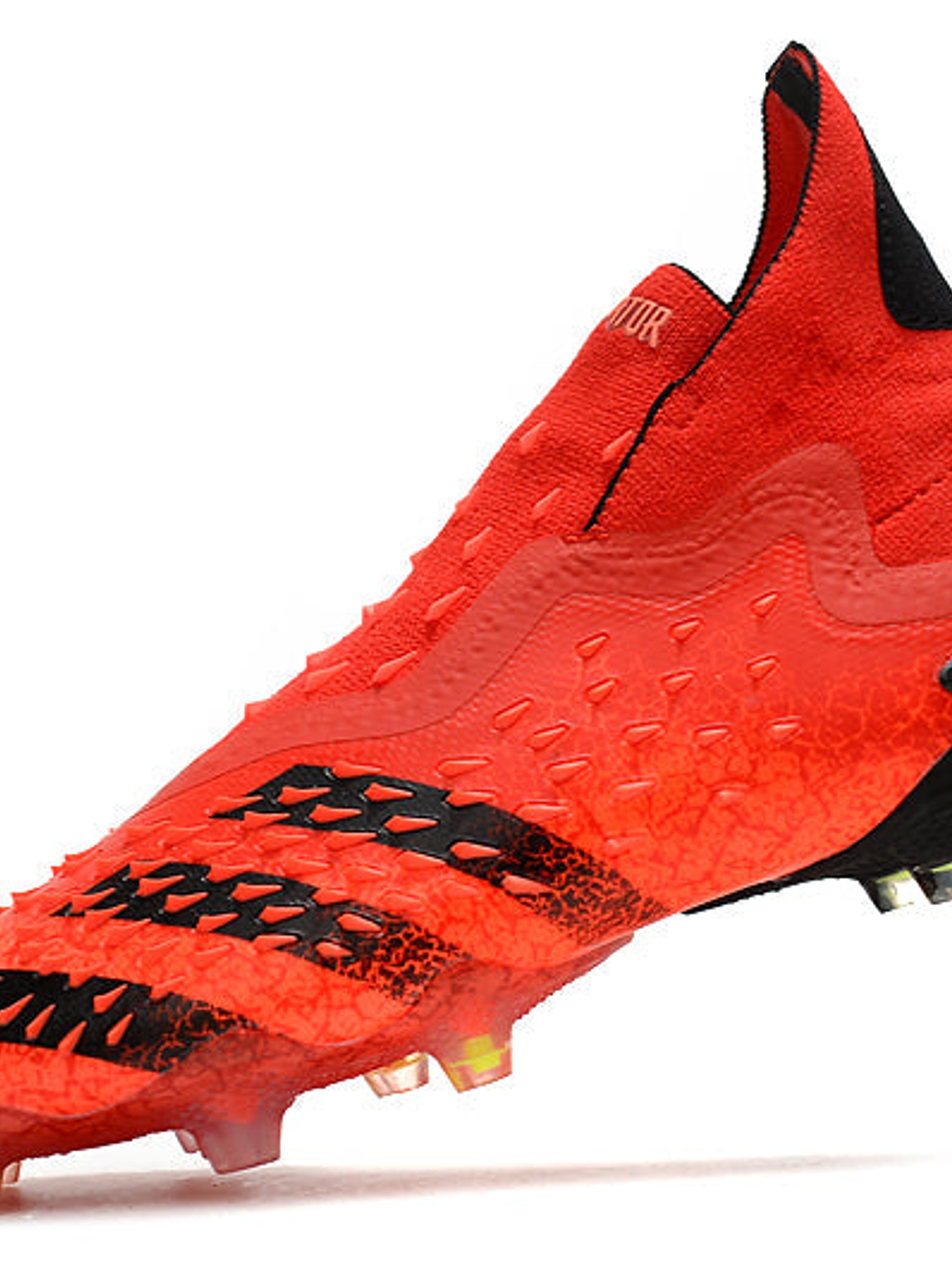 Chuteira Adidas PREDATOR FREAK FG 3