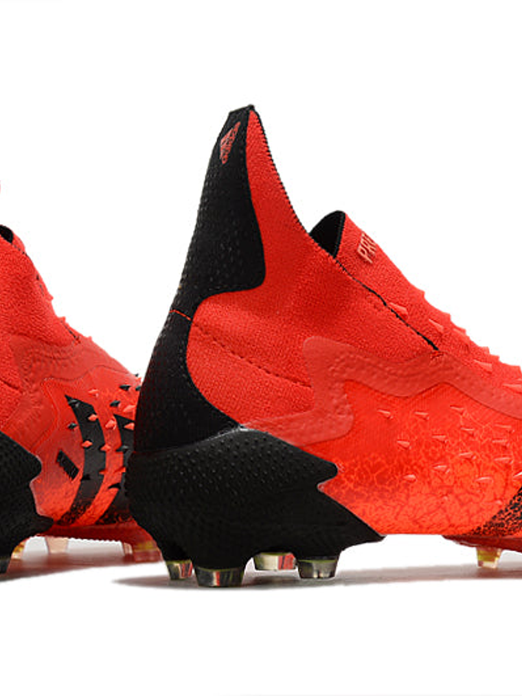 Chuteira Adidas PREDATOR FREAK FG 5