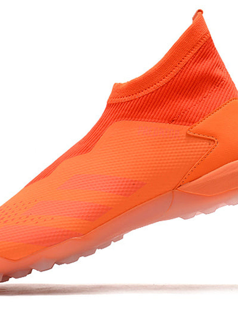 Chuteira Adidas PREDATOR 20.3 Laceless TF 3