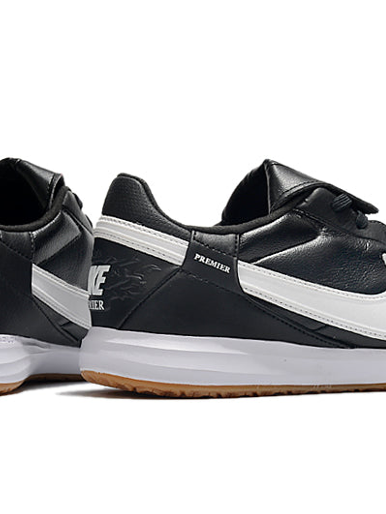 Chuteira Nike The Premier III IC 5