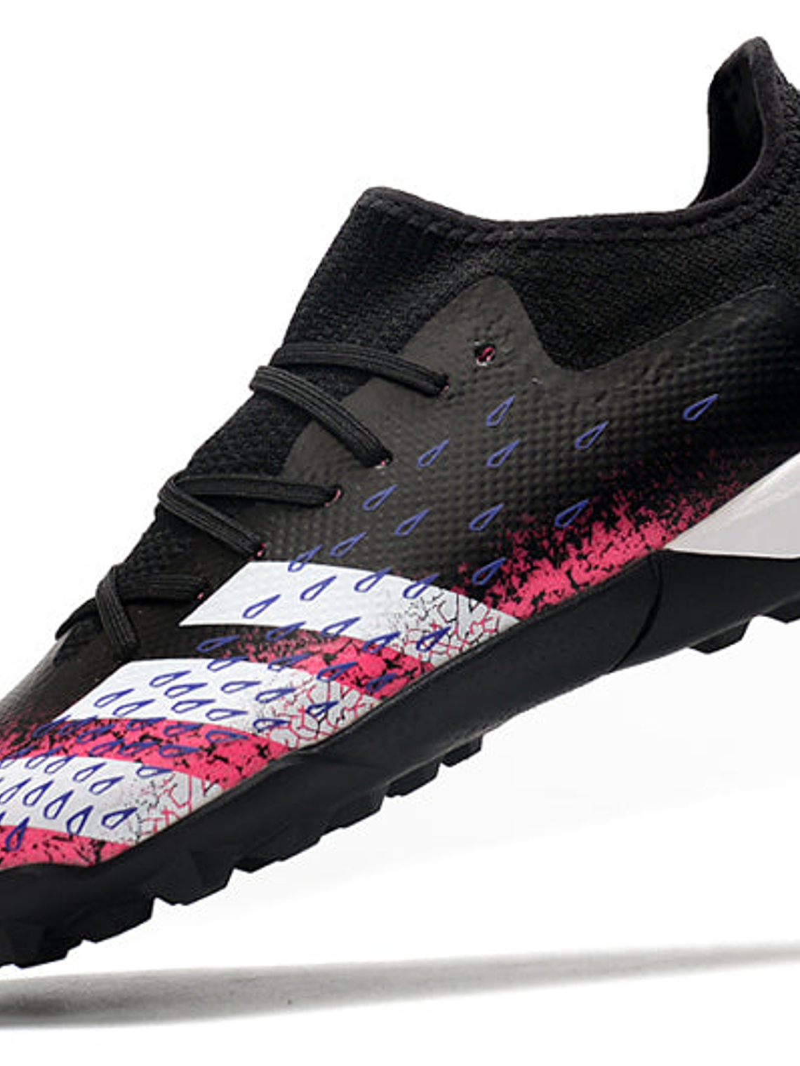 Chuteira Adidas Predator Freak -3 Low TF 4