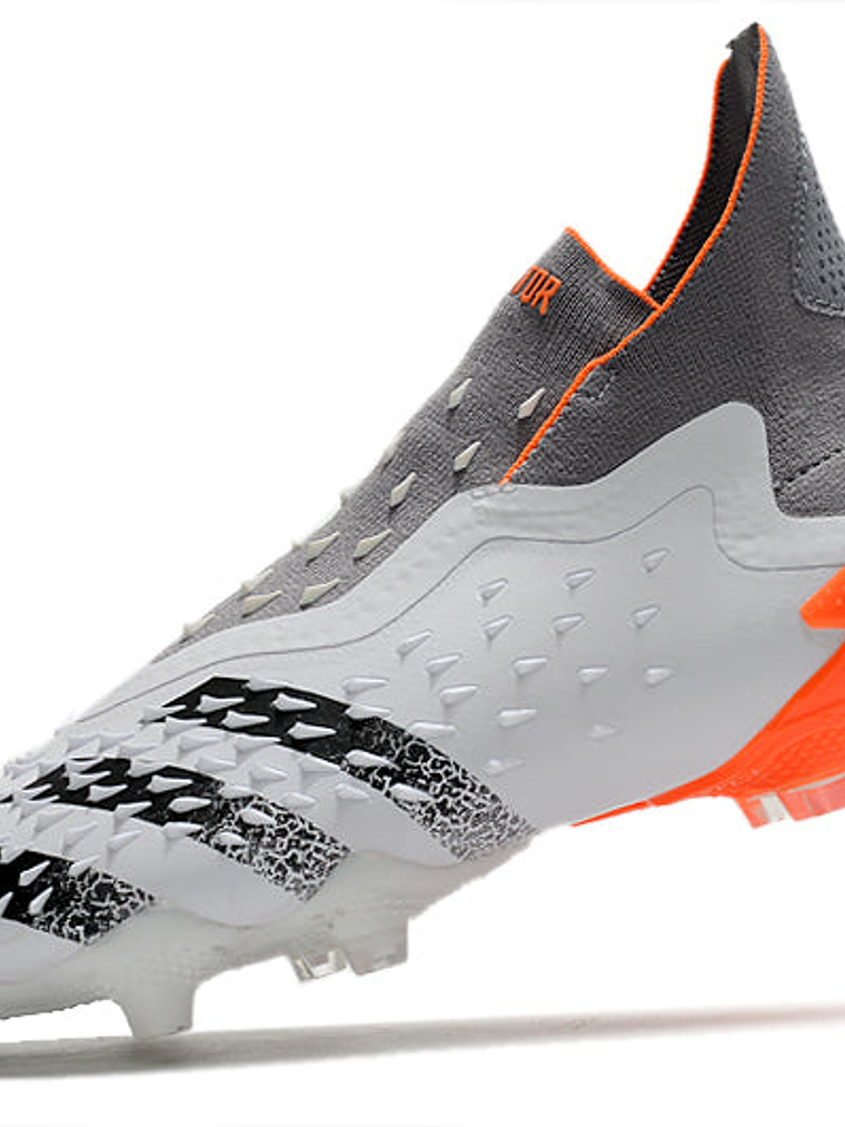 Chuteira Adidas Predator Freak 3