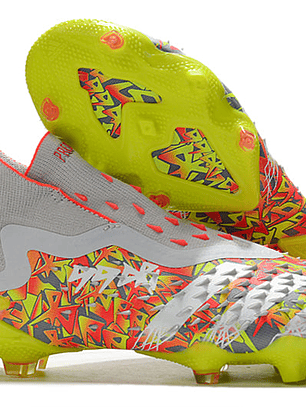 Chuteira Adidas PREDATOR FREAK