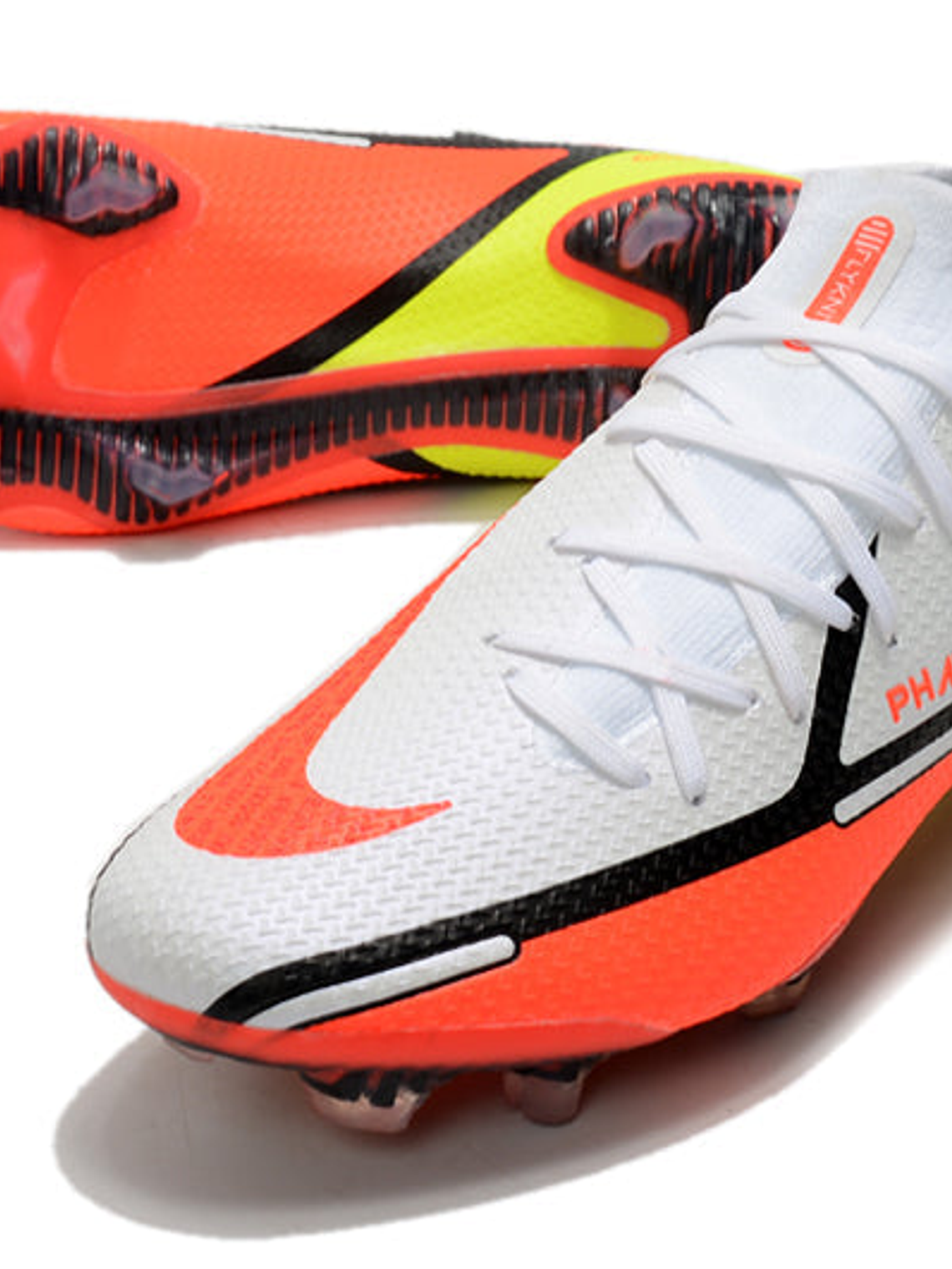 Chuteira Nike Phantom GT2 Elite FG 4