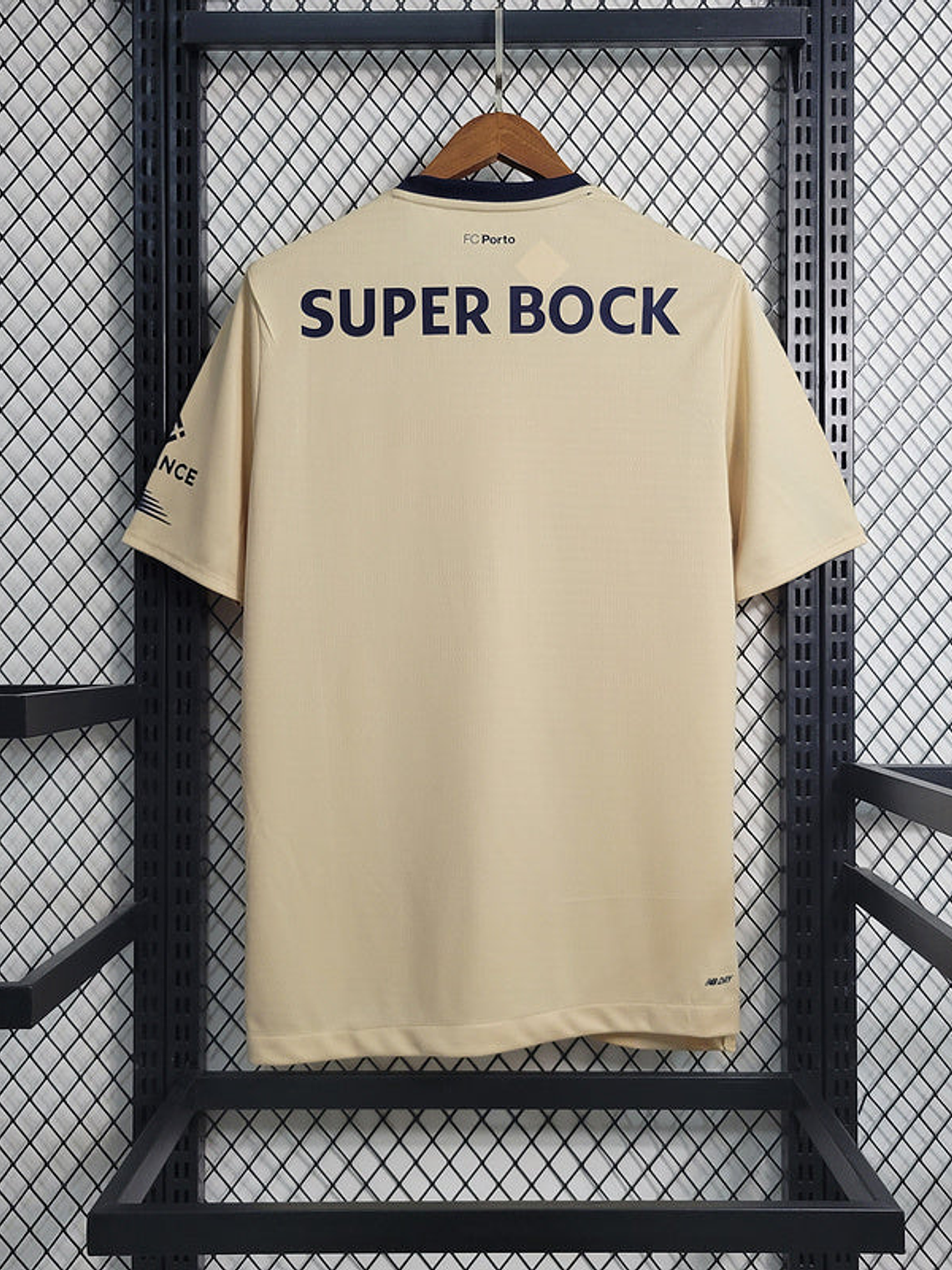 CAMISOLA DO PORTO 23/24 BEGE 3