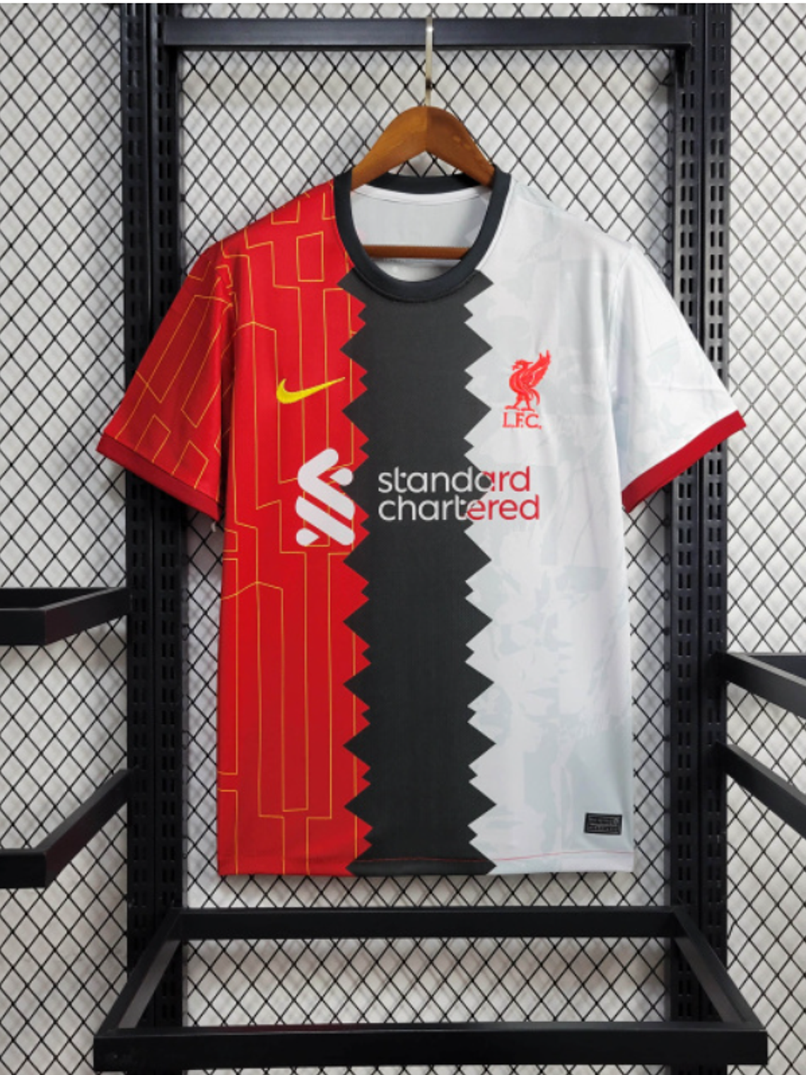 CAMISOLA DO LIVEPOOL 24/25 MULTICOLOR EDIÇÃO ESPECIAL 1