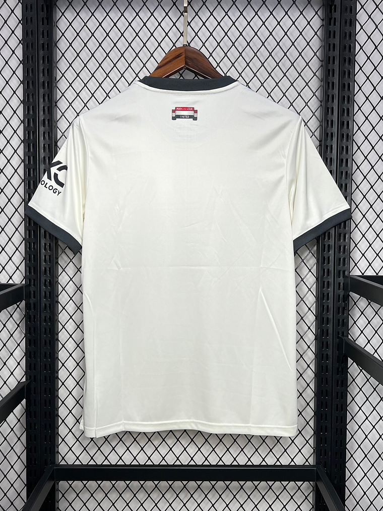 CAMISOLA DO MANCHESTER UNITED 24/25 BRANCO 3