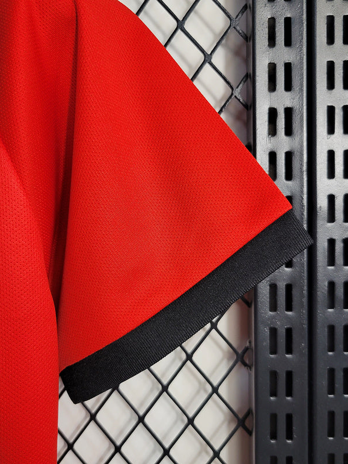 CAMISA FEMININA DO ATLETICO PARANAENSE 23/24 VERMELHO 6