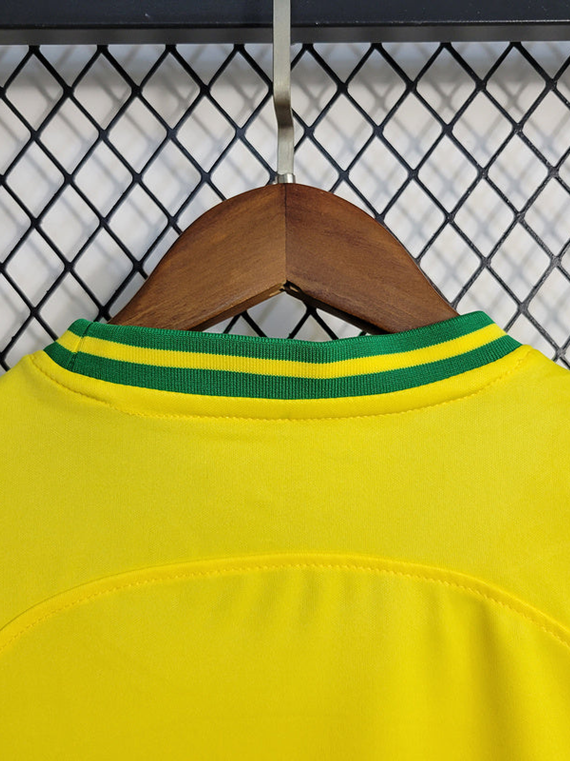 CAMISA FEMININA DO BRASIL 23/24 AMARELO 4