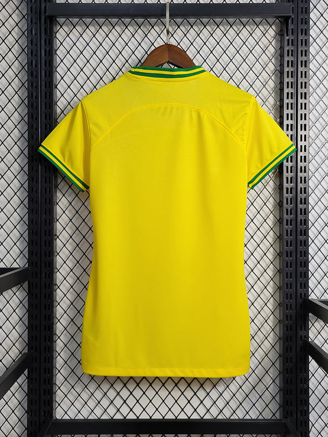 CAMISA FEMININA DO BRASIL 23/24 AMARELO 5