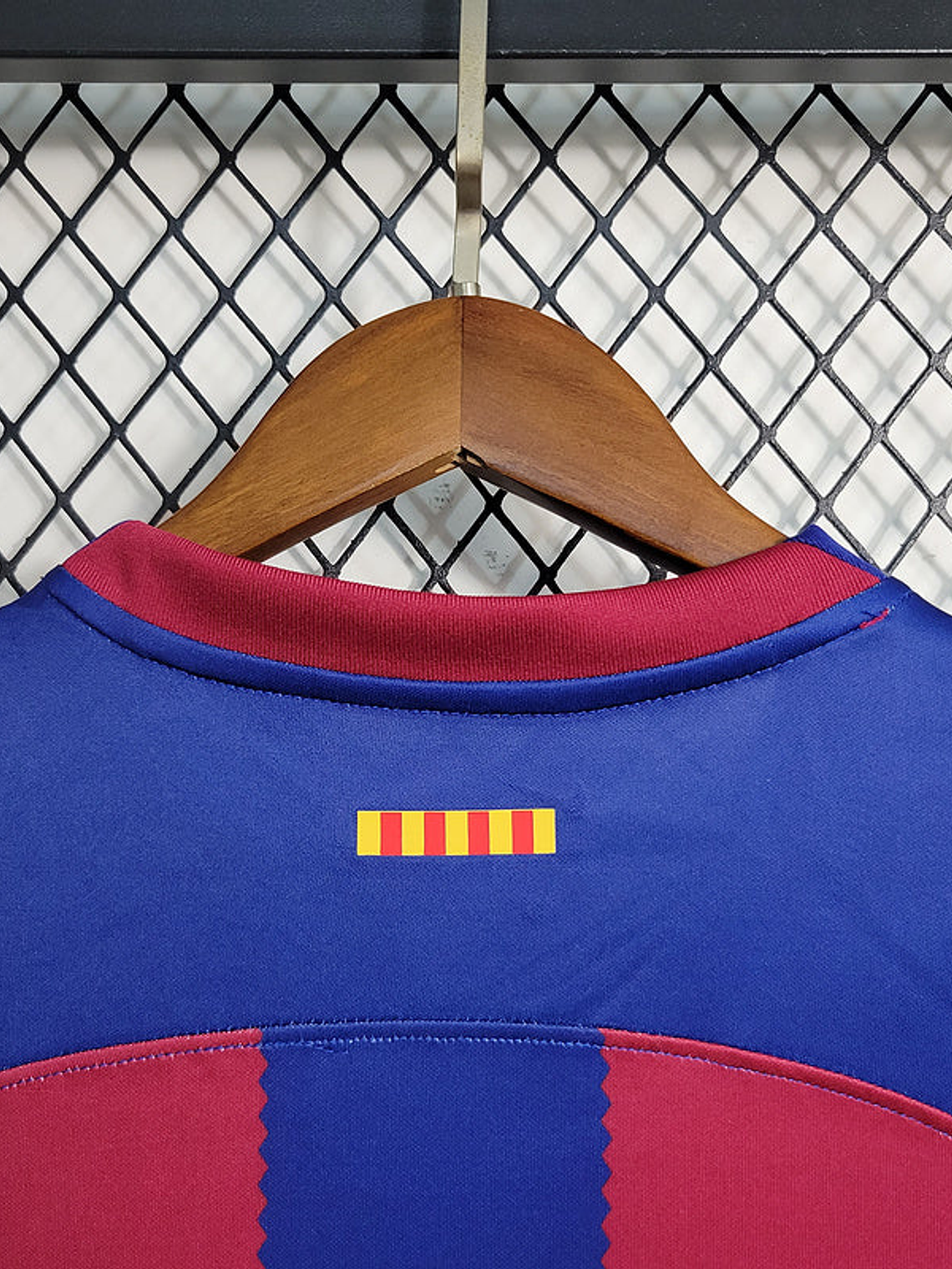 CAMISA FEMININA DO BARCELONA 23/24 TRADICIONAL 3