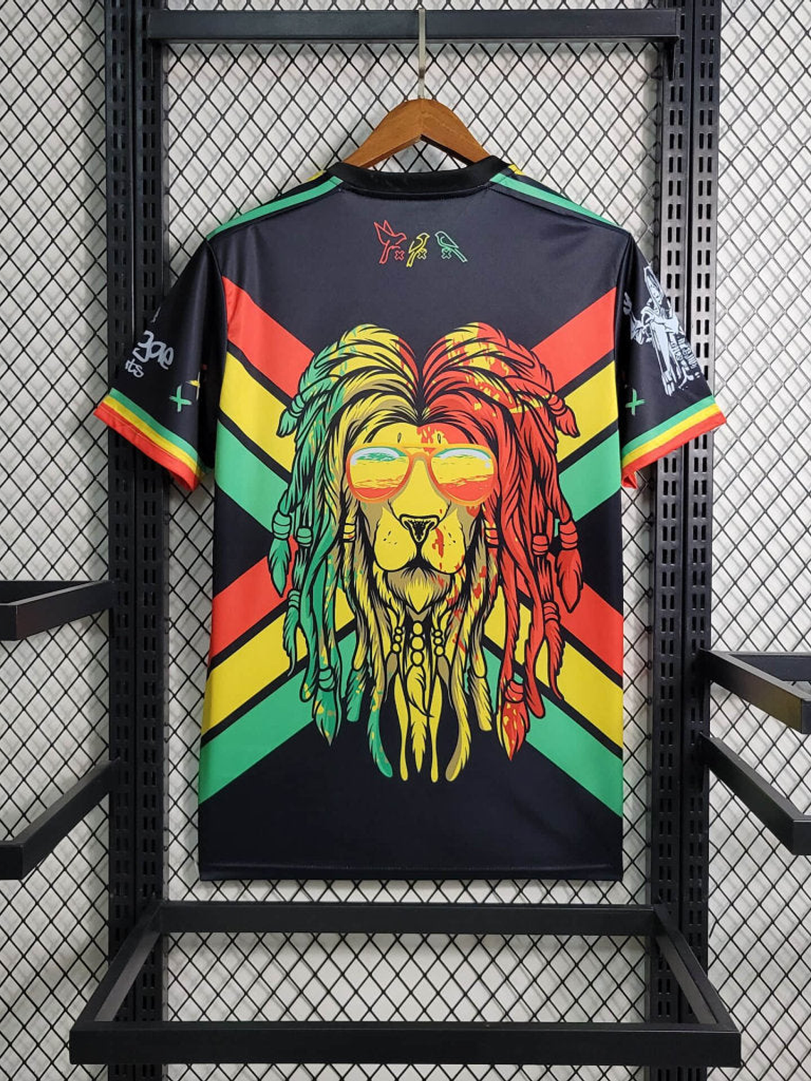 CAMISOLA DO AJAX 23/24 MULTICOLOR EDIÇÃO ESPECIAL 3