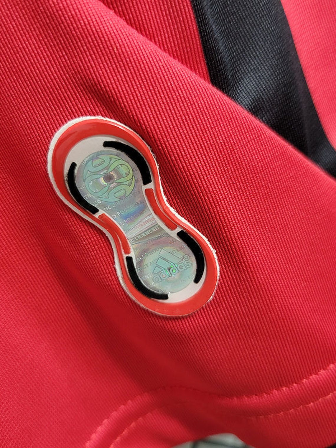 CAMISA RETRÔ DO MILAN 07/08 VERMELHO E PRETO 6