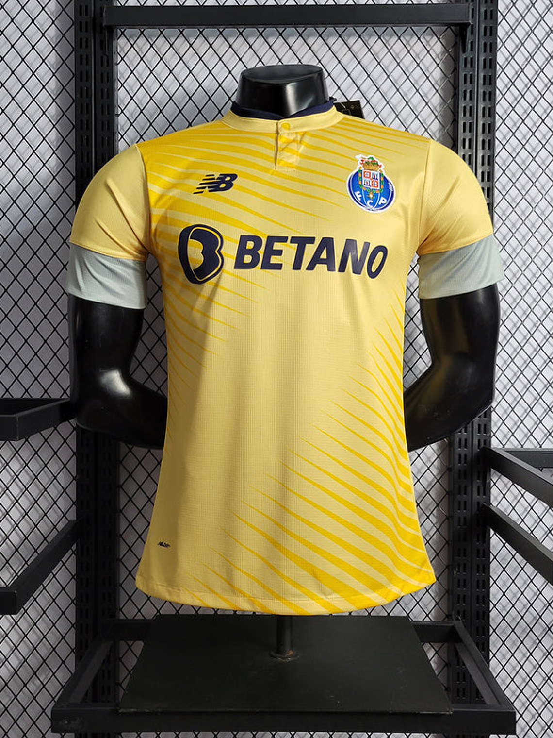 CAMISA VERSÃO PLAYER DO PORTO 23/24 DOURADO 1