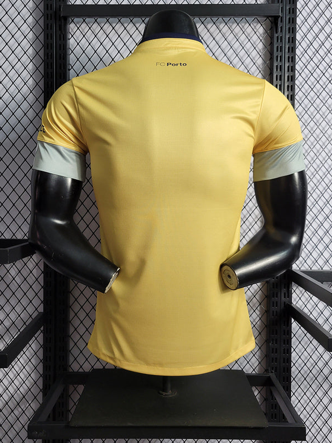 CAMISA VERSÃO PLAYER DO PORTO 23/24 DOURADO 3