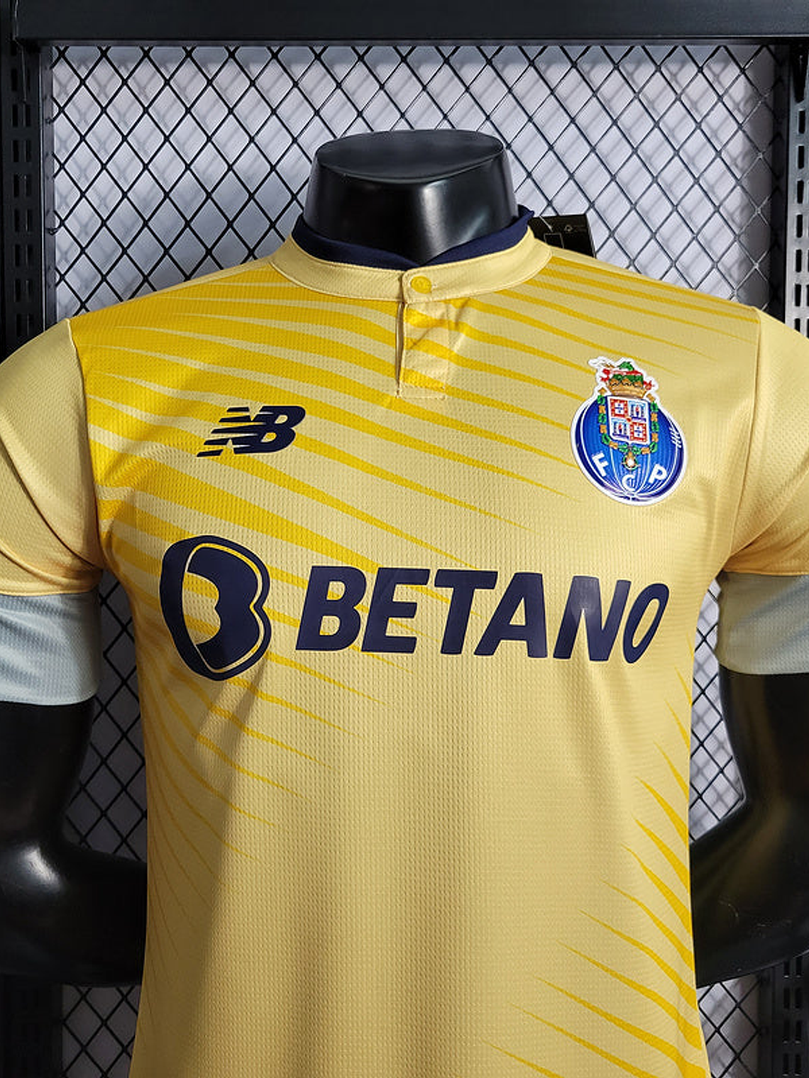 CAMISA VERSÃO PLAYER DO PORTO 23/24 DOURADO 5