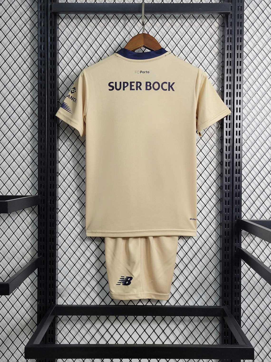 KIT INFANTIL DO PORTO 23/24 DOURADO 2