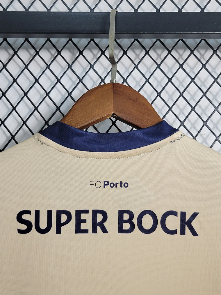 KIT INFANTIL DO PORTO 23/24 DOURADO 5