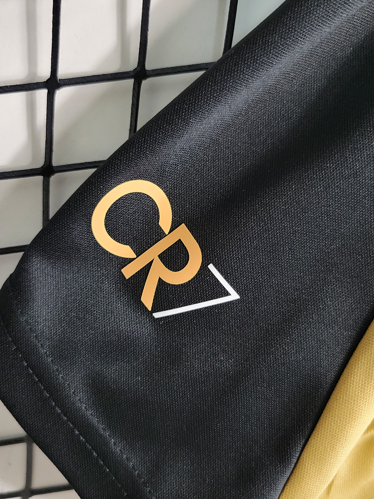 KIT INFANTIL DO SPORTING 23/24 PRETO E DOURADO 6