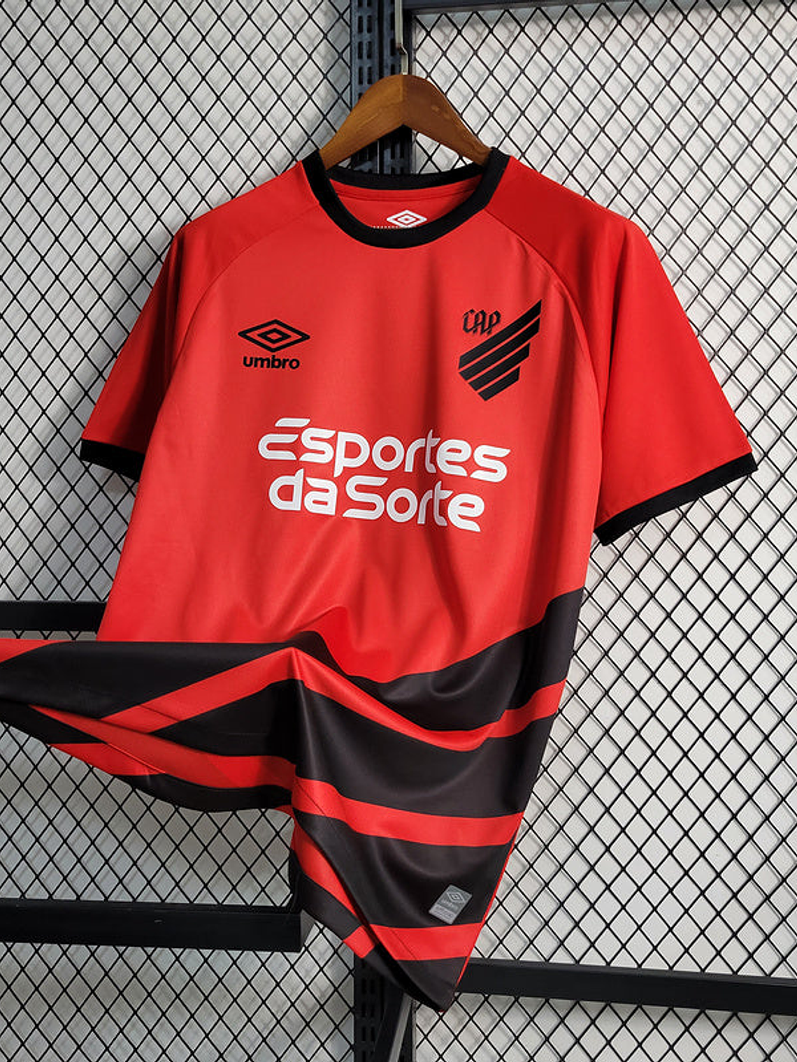 CAMISOLA DO ATLETICO PARANAENSE 23/24 VERMELHO 1