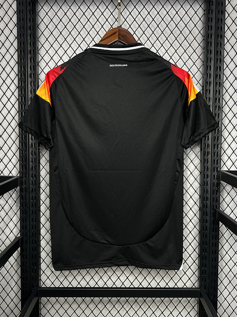 CAMISOLA DA SELEÇÃO DA ALEMANHA 24/25 PRETO EDIÇÃO ESPECIAL 3