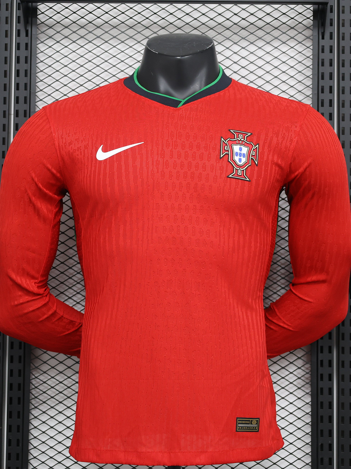 CAMISOLA MANGA LONGA DE PORTUGAL 24/25 VERMELHO 1