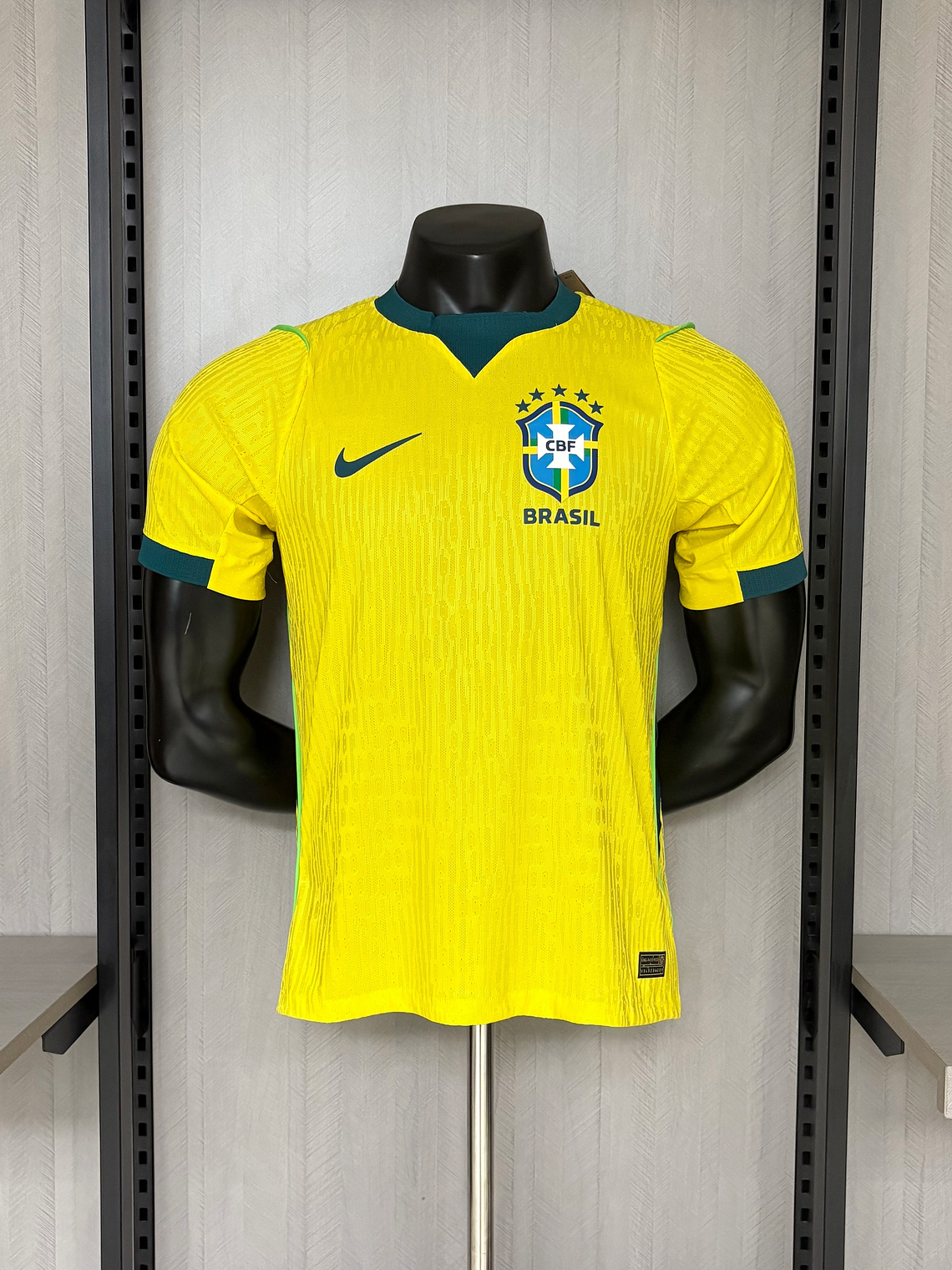 CAMISOLA DA SELEÇÃO DO BRASIL 2026 AMARELO 1
