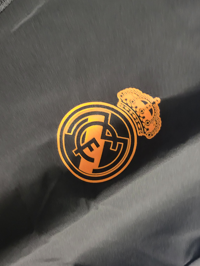 CORTA VENTO DO REAL MADRID 4