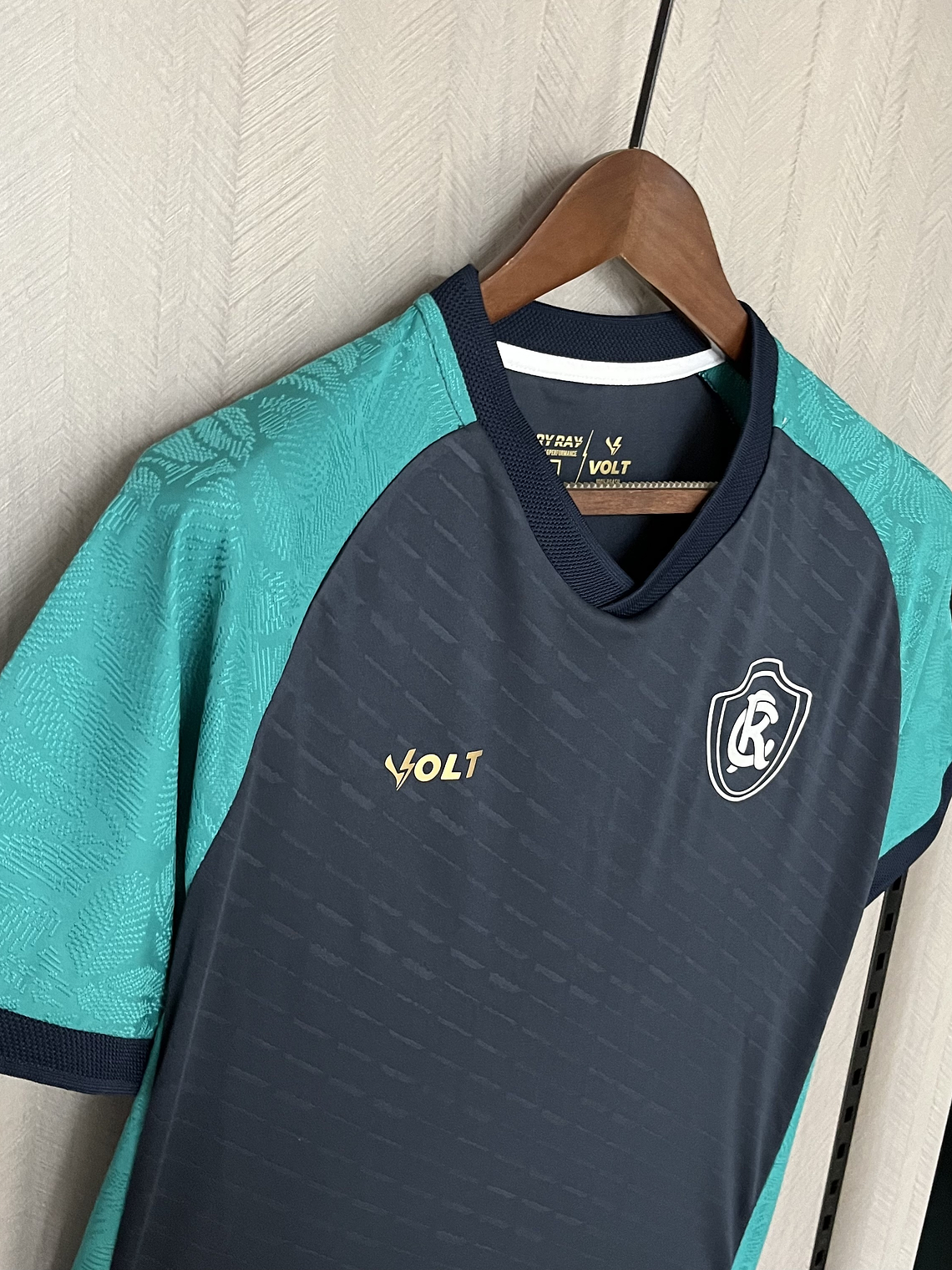 CAMISOLA DO REMO 25/26 CINZA / VERDE 5