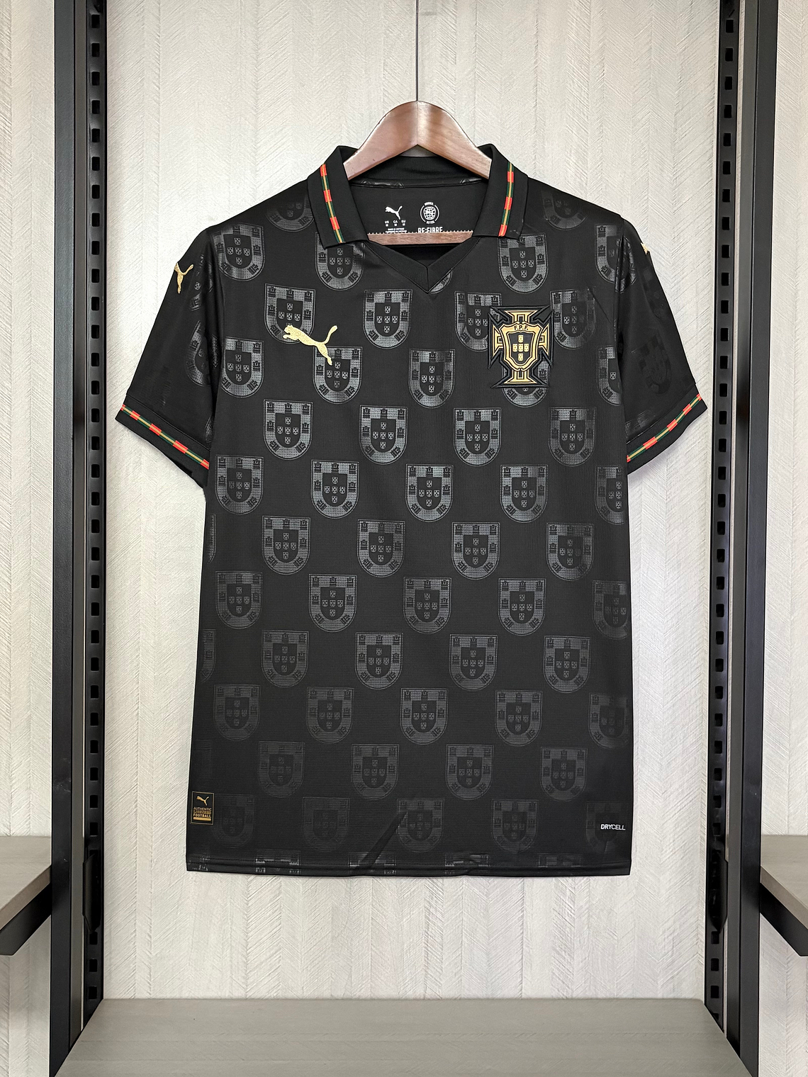 CAMISOLA DA SELEÇÃO DE PORTUGAL 26/27 - PRETA 1