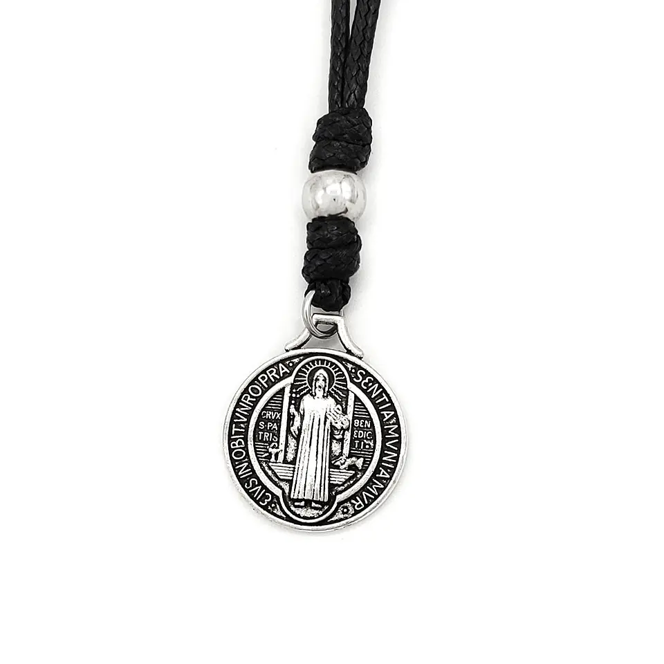 Collar Ajustable Medalla San Benito de Abad 1