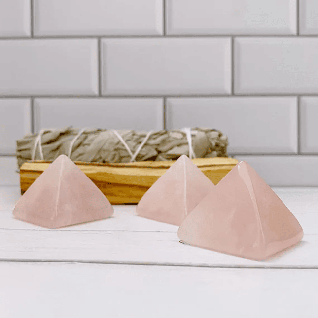 Pirámide de Piedra Cuarzo Rosado 2