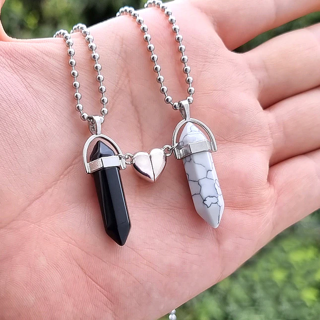 Cadenas para Parejas Péndulos Onix Howlita Corazón Imantado 2