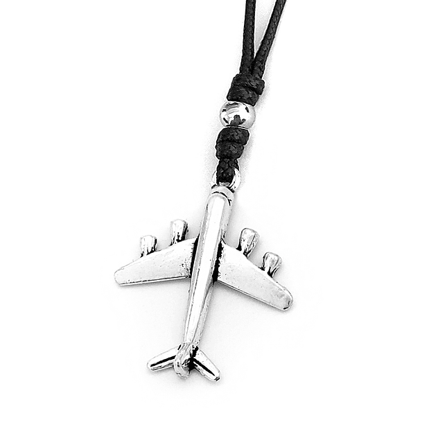 Collar Ajustable con Avión 1