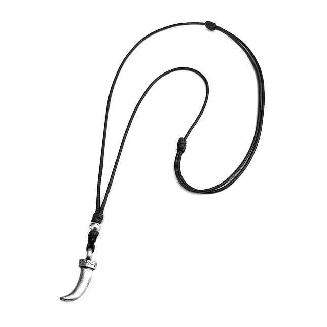 Collar Ajustable con Colmillo 2