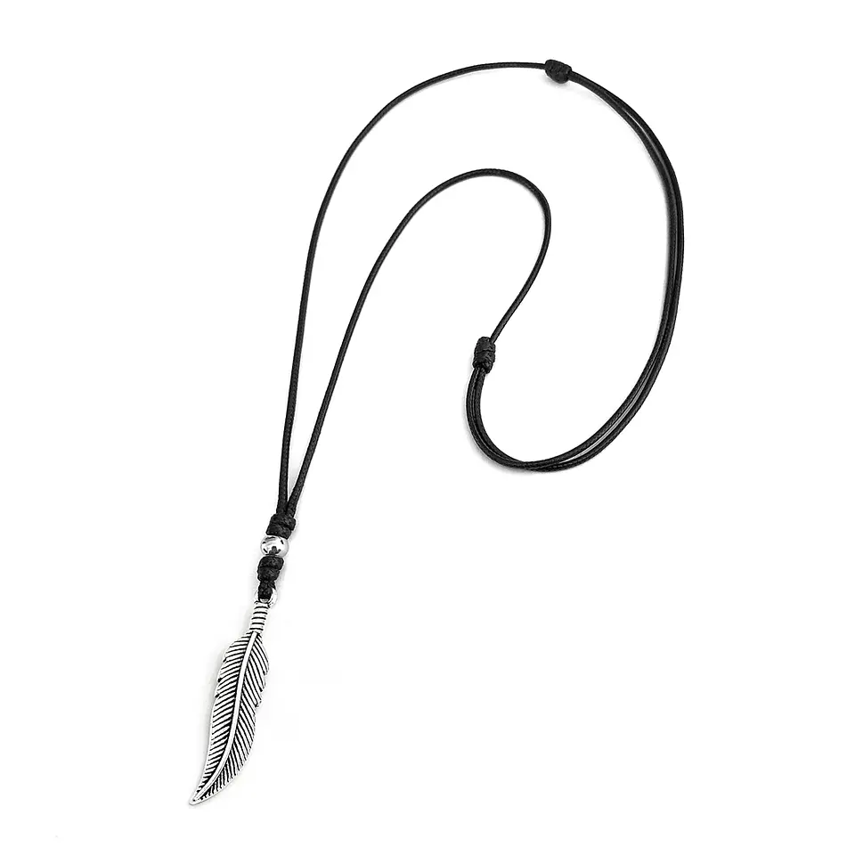 Collar Ajustable Cordón Negro con Pluma Plateada 5