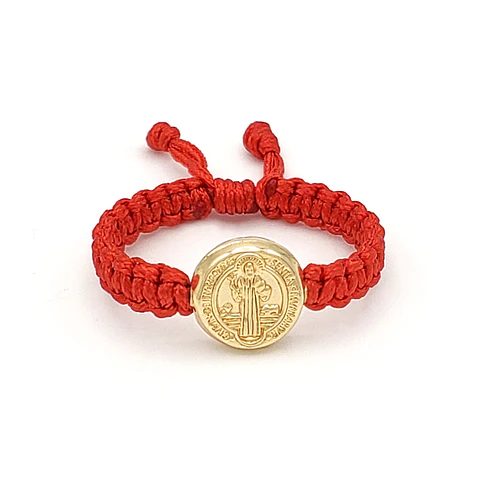 Anillo Tejido Rojo San Benito Oro Laminado de 18k