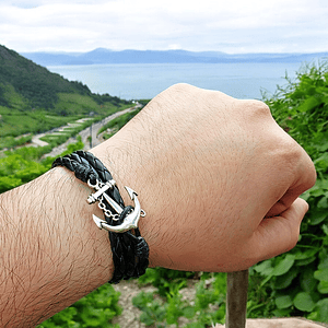 Pulsera con Ancla Cuero Trenzado