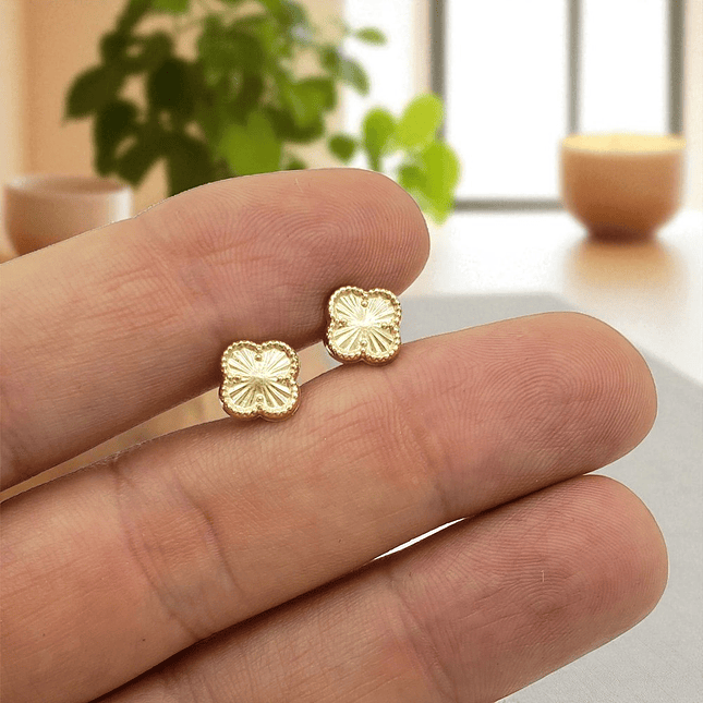 Topos Aretes Trébol de 4 Hojas Oro Laminado 18k 4