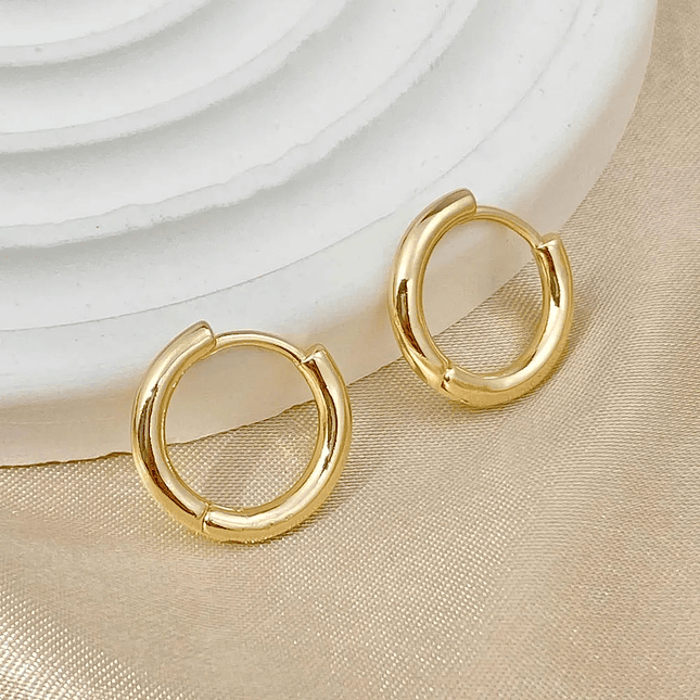 Aretes Candongas Lisas Oro Laminado 18k 3