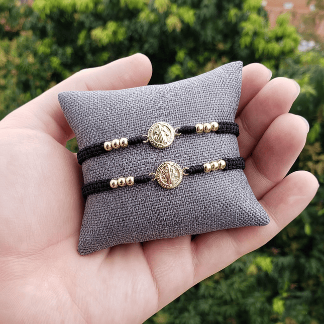 Par de Pulseras San Benito Oro Laminado 18k 6