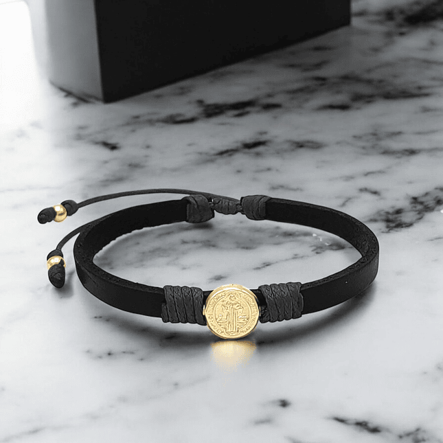 Pulsera San Benito Cuero Oro Laminado 18k 5