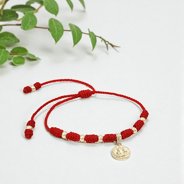 Pulsera 7 Nudos San Benito de Abad Hilo Rojo Oro Laminado 18k 3