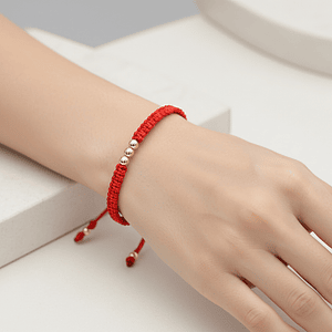 Pulsera Tejida Hilo Rojo Oro Laminado 18k Balin 4mm