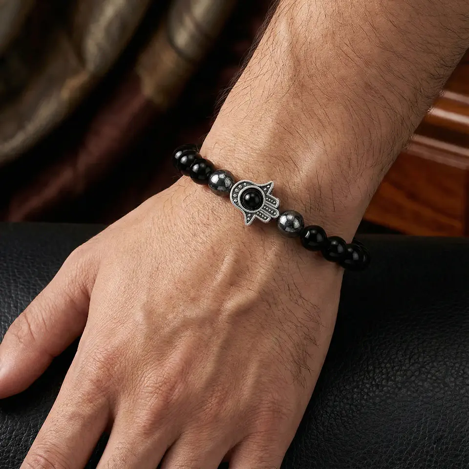 Pulsera Mano de Fátima Hamsa Piedra Ónix y Hematita 2
