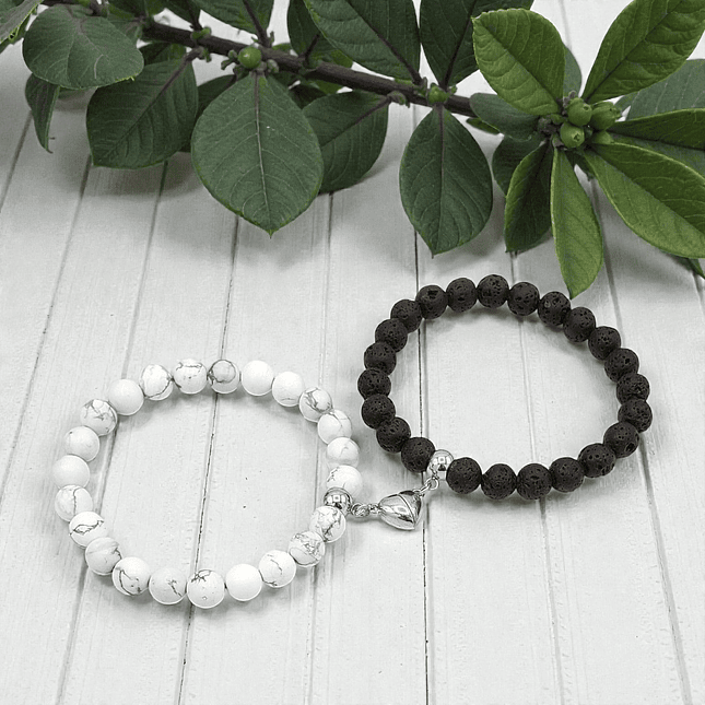 Pulseras para Parejas Corazón Imantado Piedra Howlita y Volcánica 3