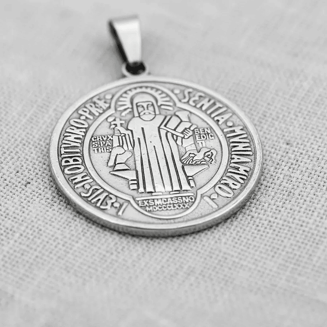 Medalla San Benito de Abad Grande Acero  3