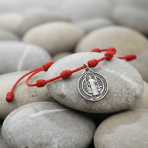 Pulsera 7 Nudos Hilo Rojo San Benito Protección Buena Suerte