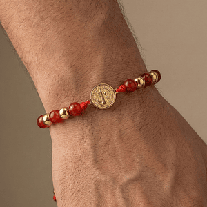 Pulsera con Medalla de San Benito Acero Cornalina 8mm