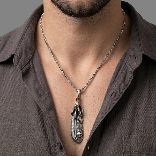 Cadena con Pluma Garra de Águila Acero Inoxidable 2